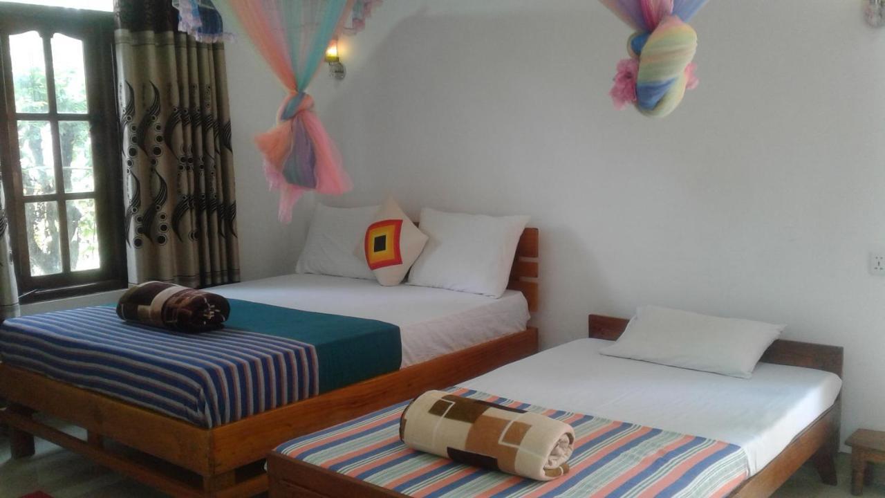 Peters Inn เอลลา ภายนอก รูปภาพ
